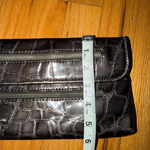 Aldo Black Crocodile Pattern Clutch Bag - Picture 7 of 7